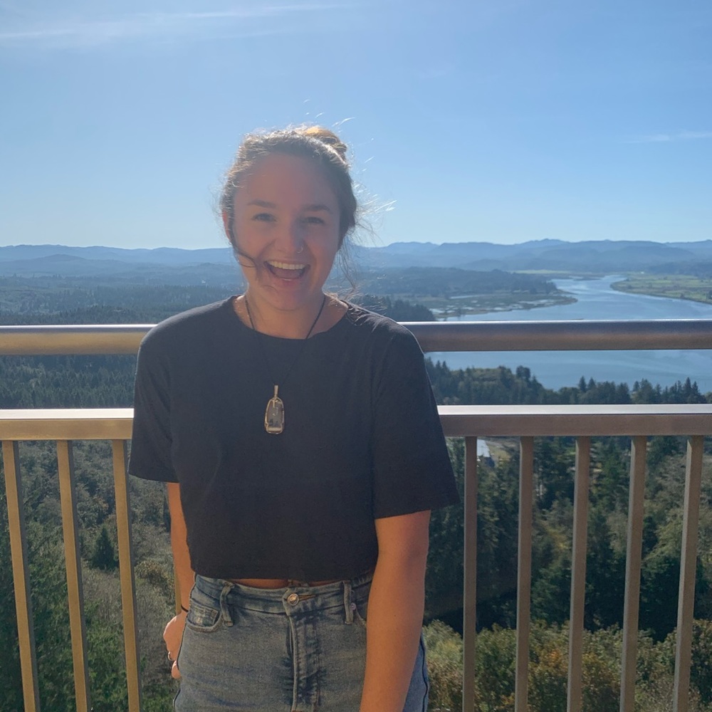 Meet your Posher, Celina